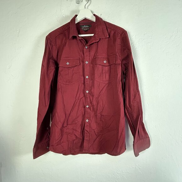 Marc Anthony Mens Red Wrinkle Resistant Stretch Button Up Shirt Medium Pockets - Picture 1 of 8